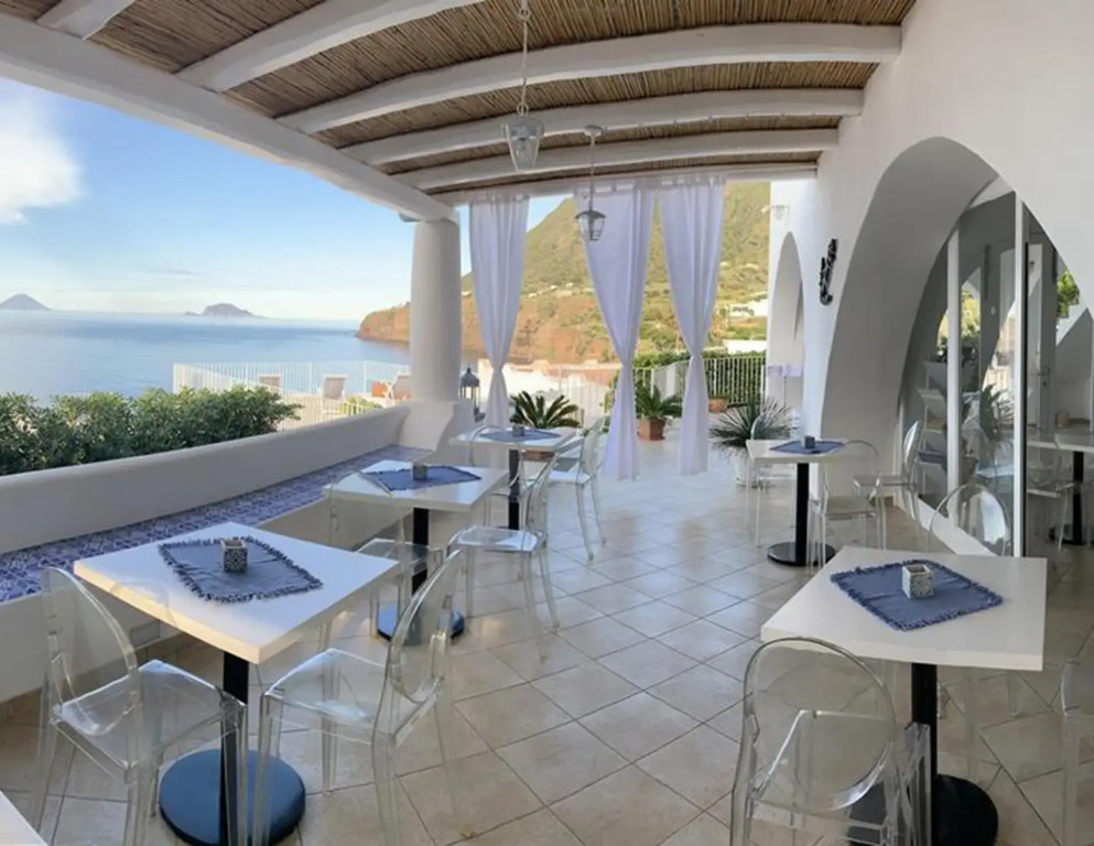 A Alera Room & Breakfast