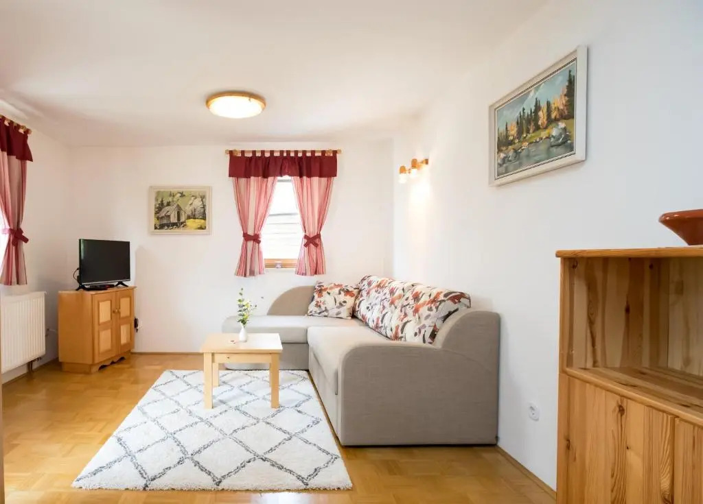 Apartmaji Katrnjek