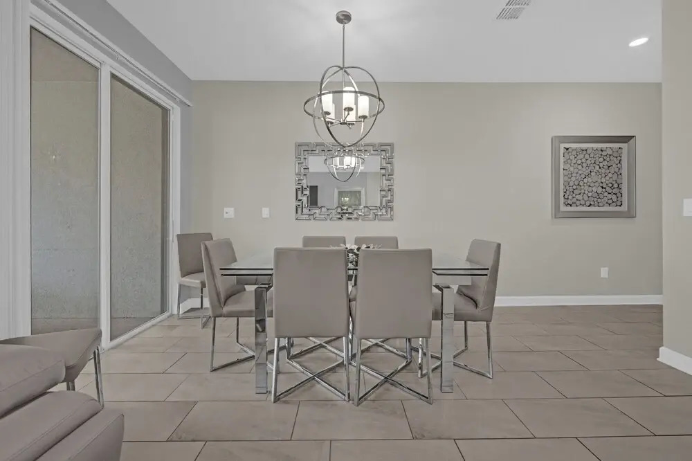 Luxury Davenport Home Perfect Family