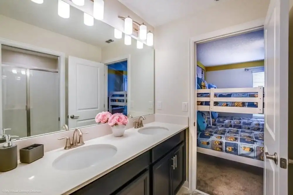 Extremely Private 6-bed House in Four Corners