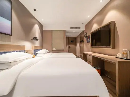 Weiting Hotel (Shanghai Bund Nanjing East Road Pedestrian Street)