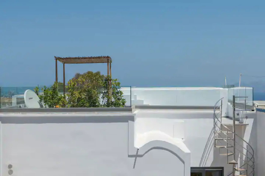 Nostos Apartments