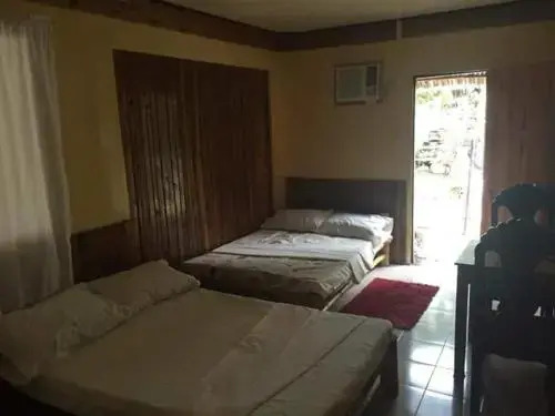 Munting Kubo Resort