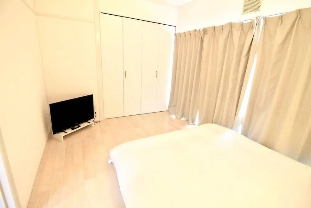 Aki Building 202,301