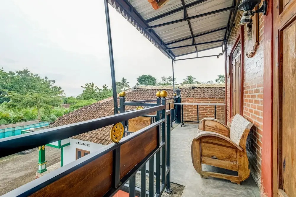 OYO Homes 90996 Desa Wisata Pulesari Syariah