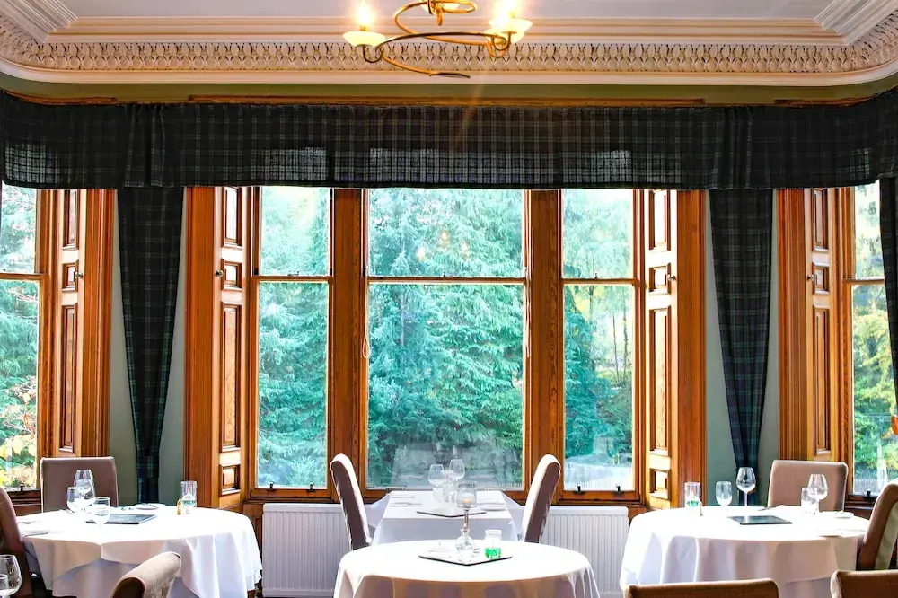 Cluny Bank Hotel