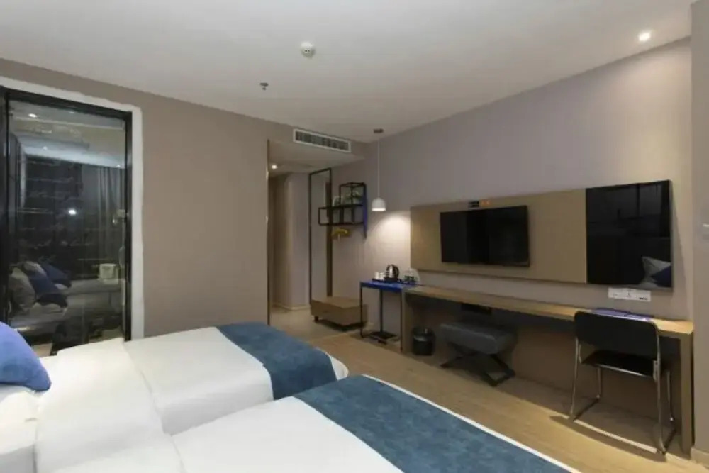 Yeste Hotel
