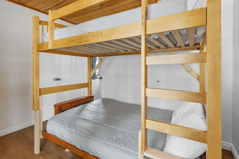 Big Pine Chalet