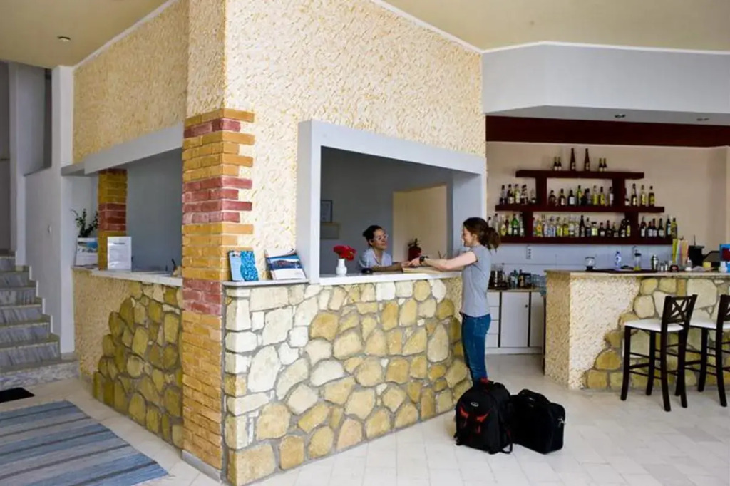 Hotel Pashos