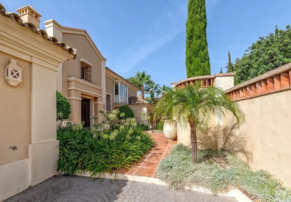 Solaga Villa Los Monteros