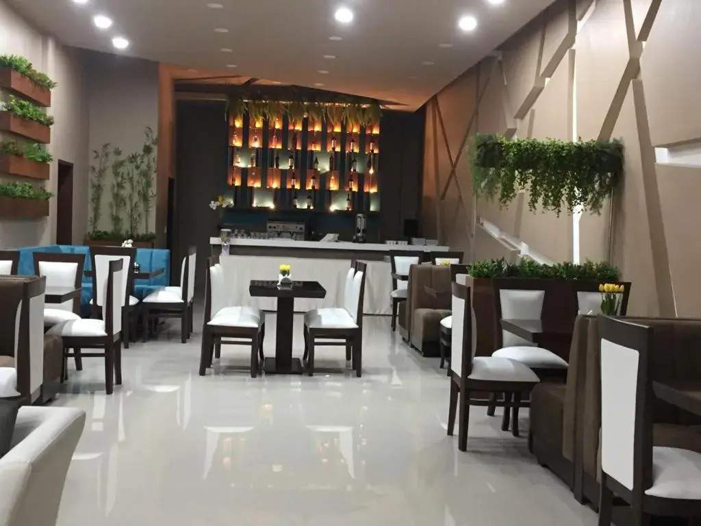 HOTEL INNOVA