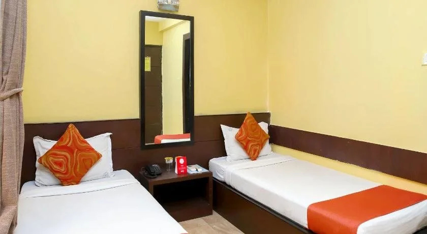 OYO Rooms Jatin Das Park Metro Station