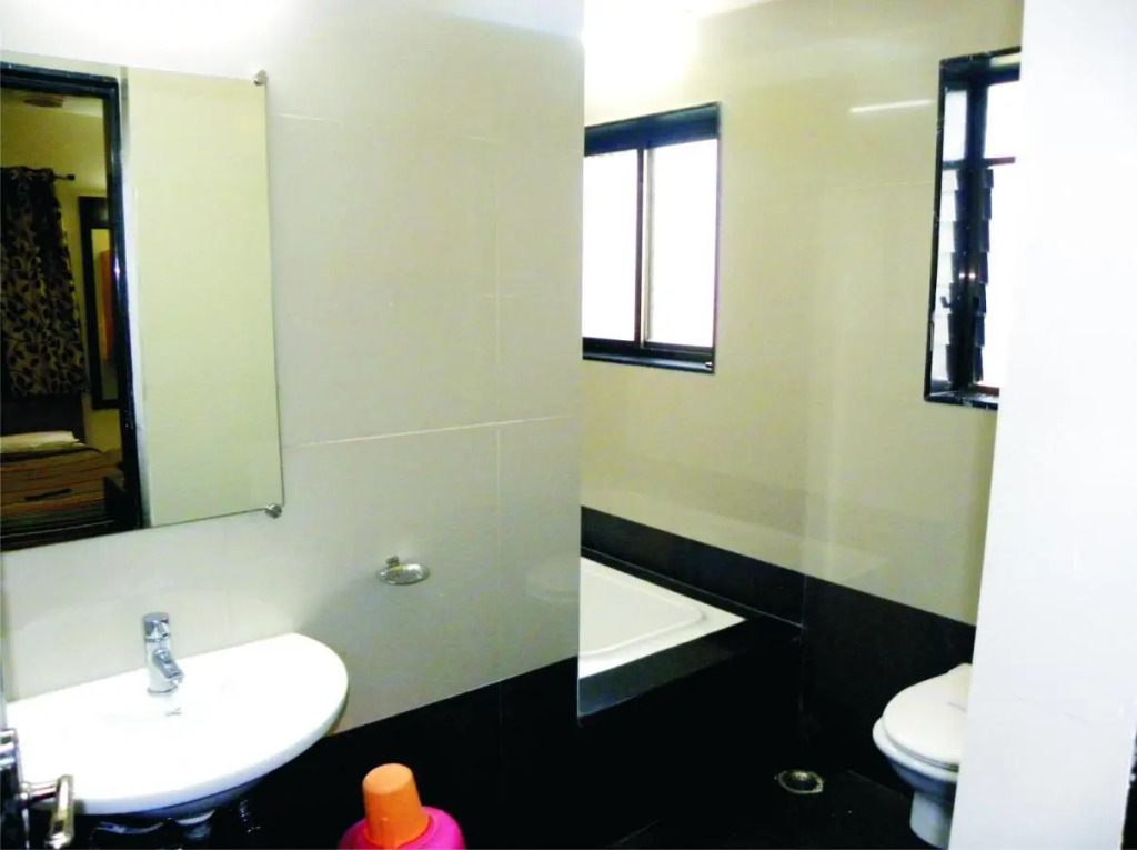 Hotel Shradha Saburi Palace