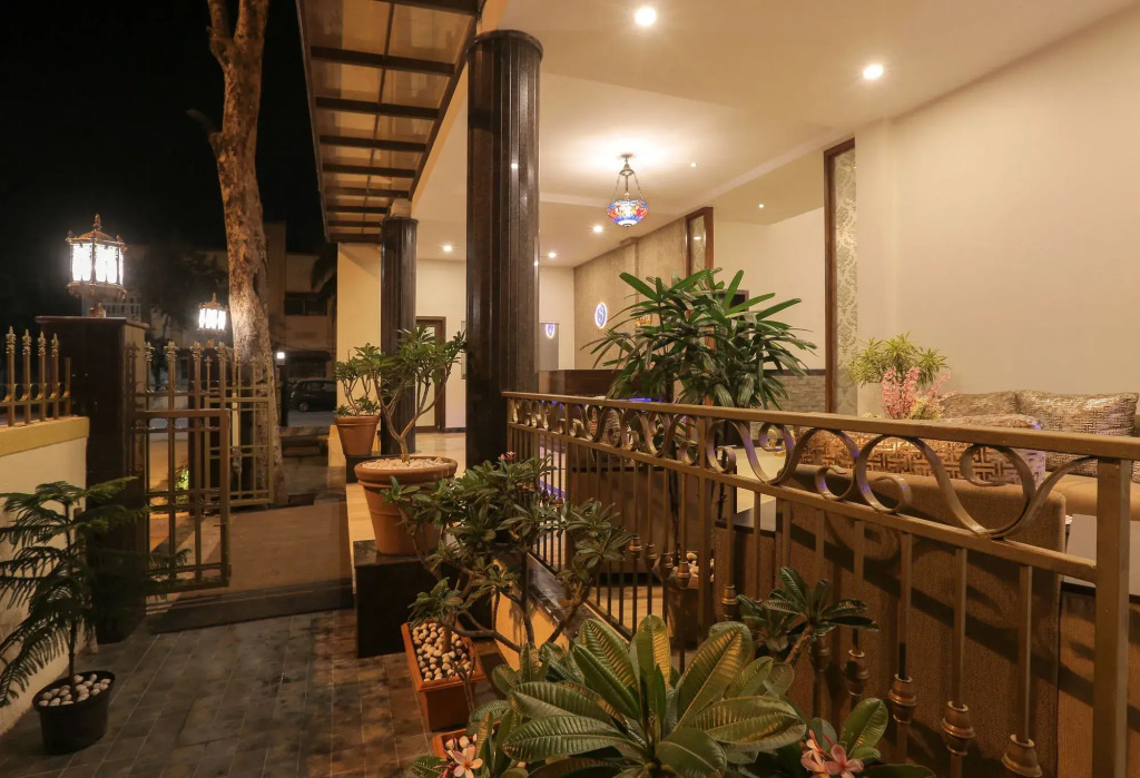 The Samrat Hotel near Pune Railway Station
