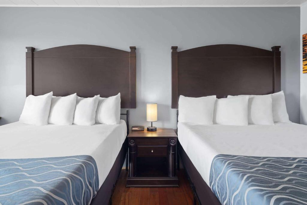 Travelodge by Wyndham Grand Falls