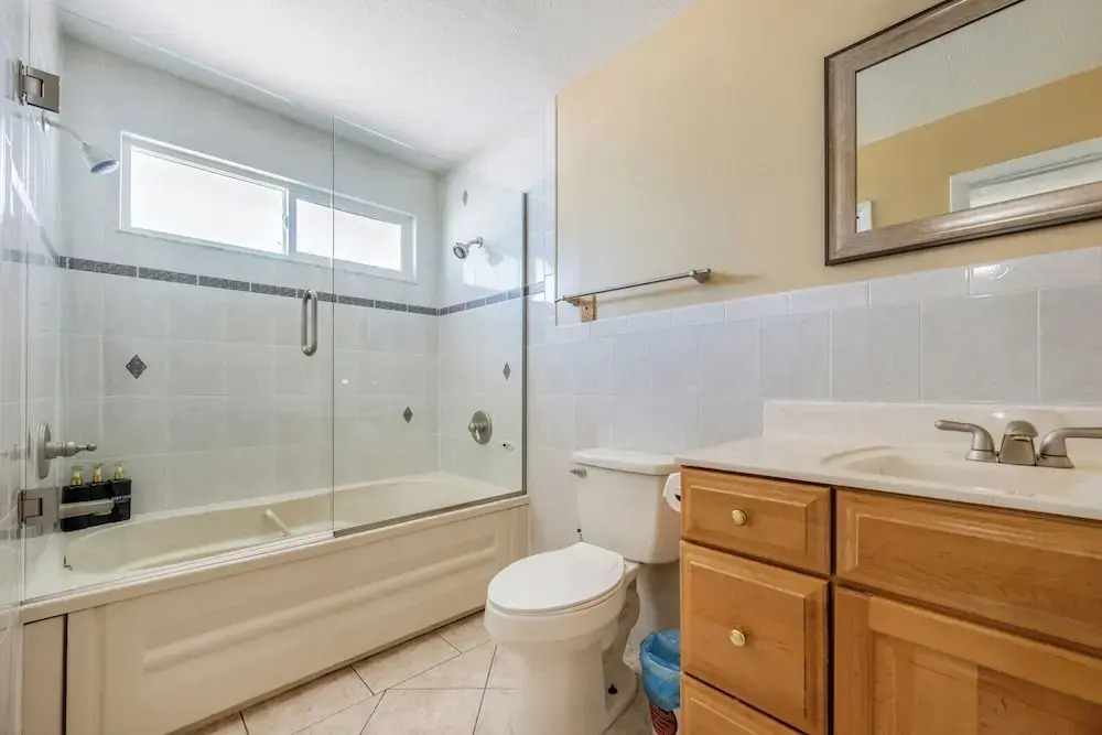 Renovated 3BR Dog Friendly Pond View W/D
