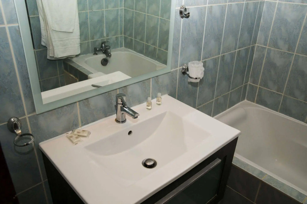 Latitude 21