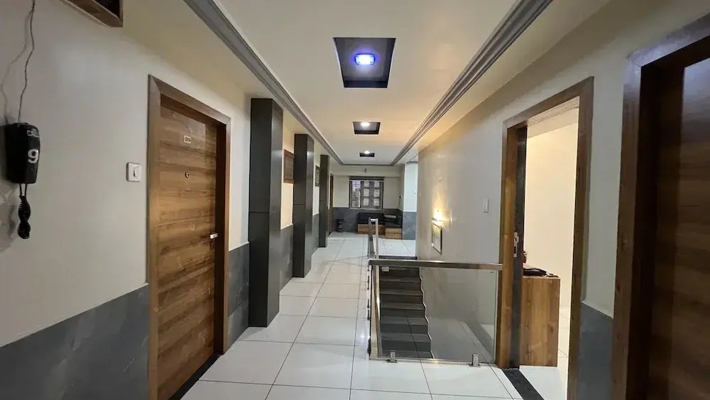 Hotel Near Me, Rajkot