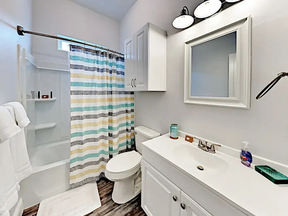 Coral Reef Home 3 Bedrooms 2 Bathrooms Home