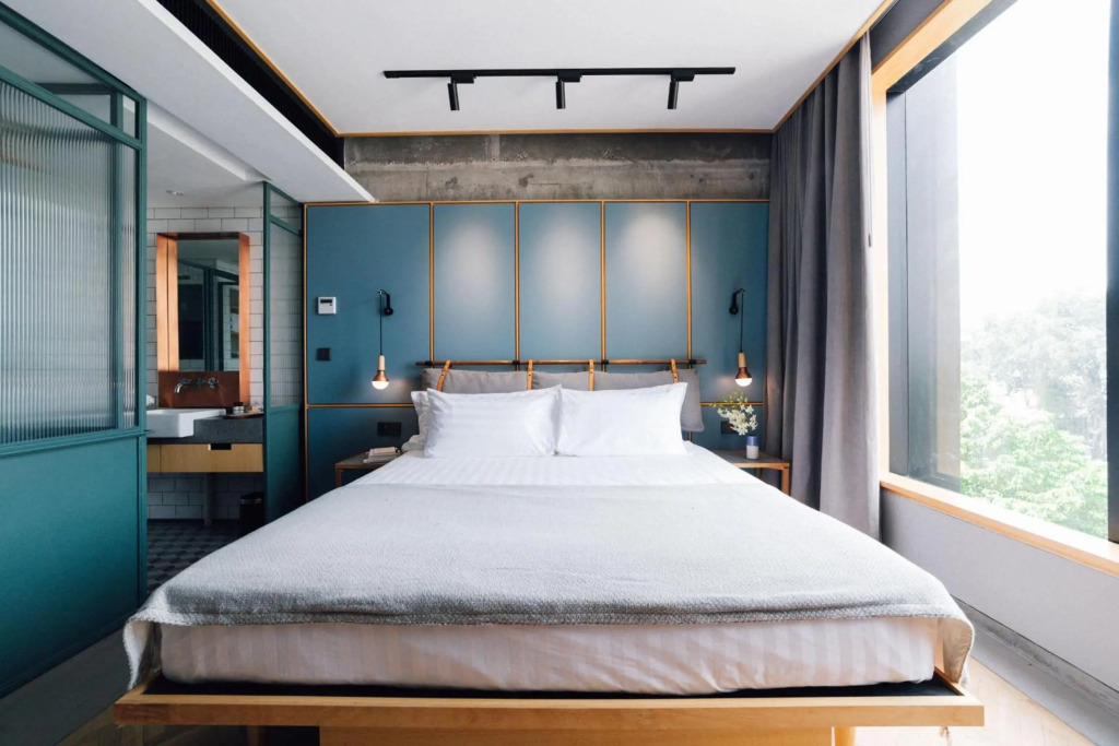 KLoe Hotel