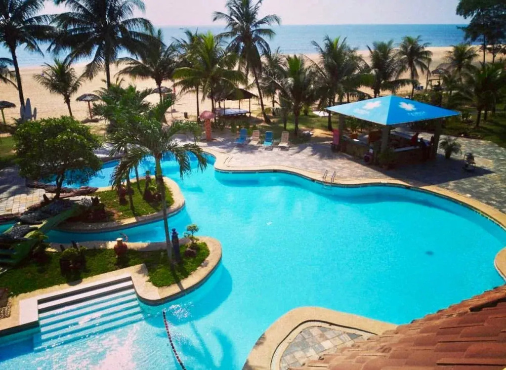 Primula Beach Hotel