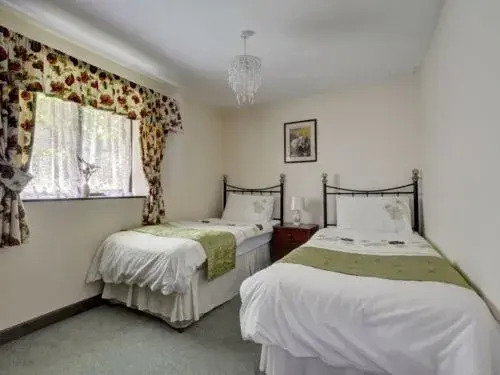 The Carriage House 20655