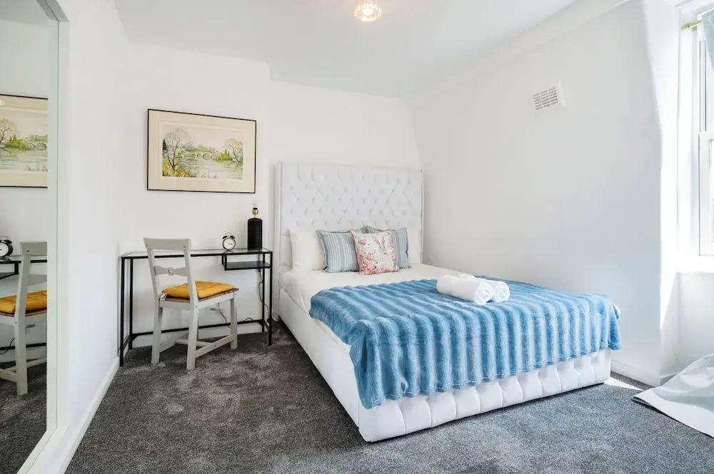 Spacious London stay -3 Bedroom property