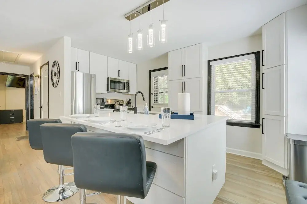 Modern Raleigh Vacation Rental ~ 3 Mi to Downtown!