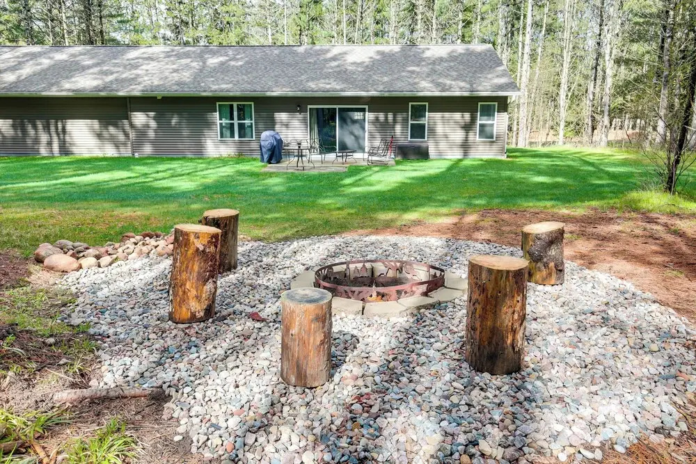 Pet-friendly Cabin - Near 3 Woodruff Lakes