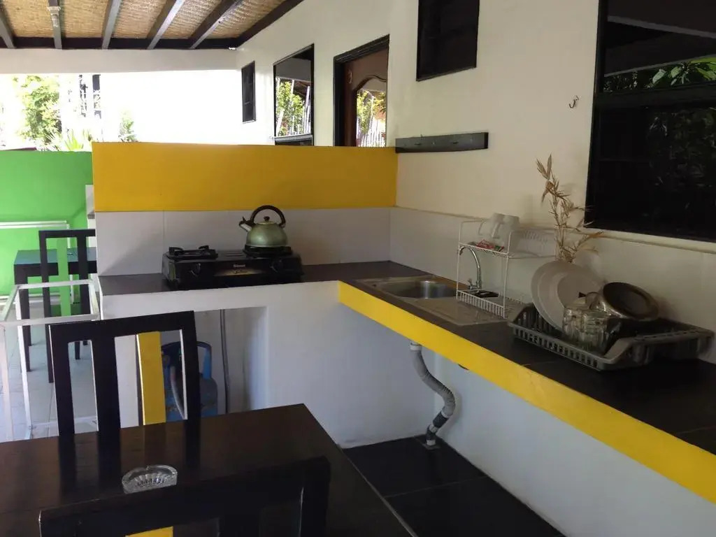 Ari Home Stay