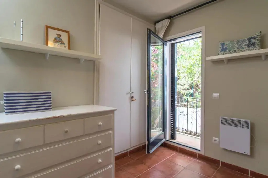 Bk-2 Calella De Palafrugell 6 Pax