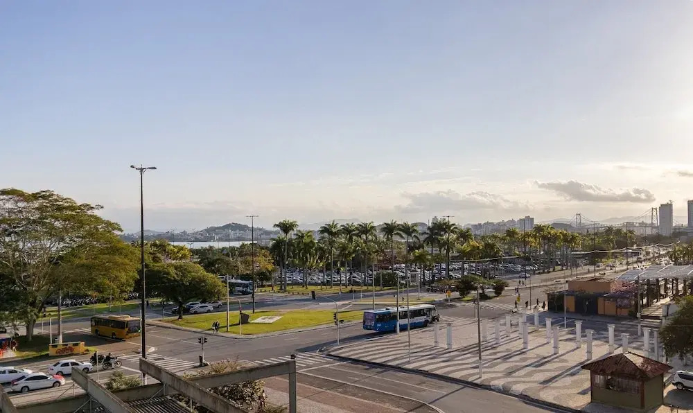 EJO - Apartamentos Modernos no Centro de Floripa