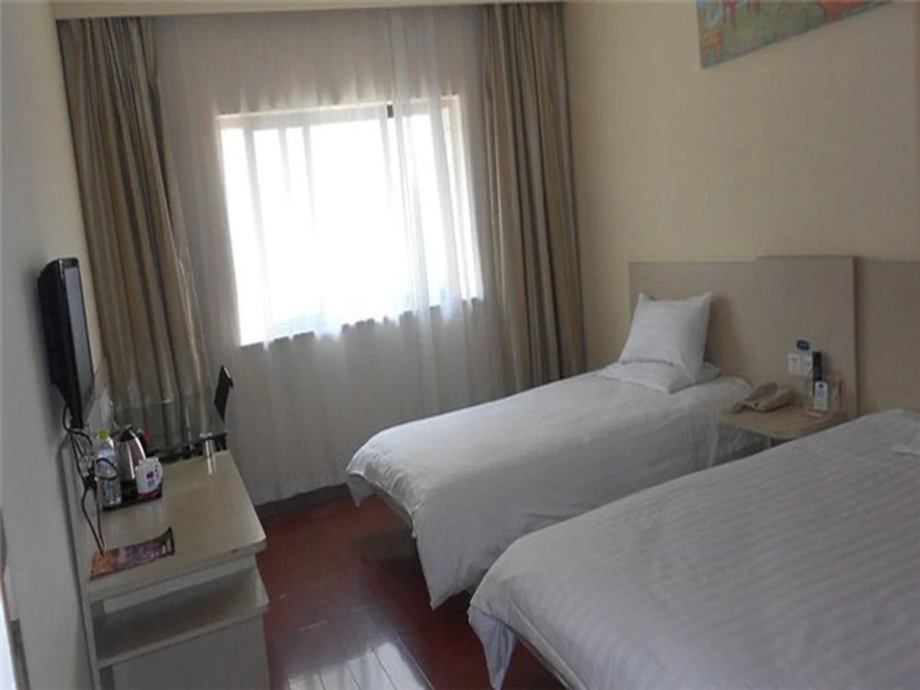 Elong Anyun Hotel (Suzhou Railway Station Zhuozhengyuan)