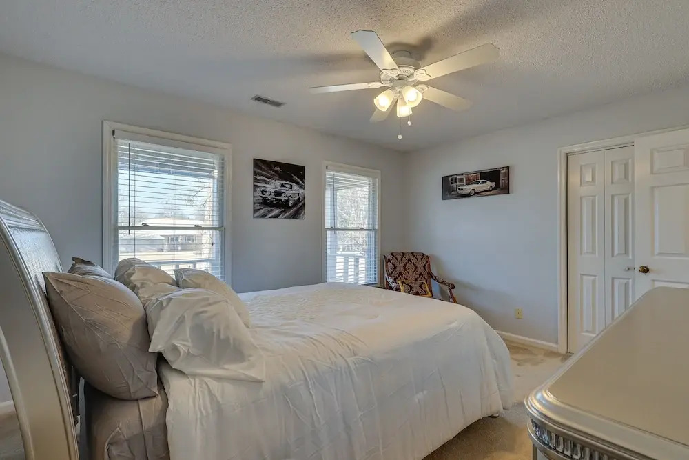 Lovely Decatur Home w/ Yard ~ 6 Mi to Town!