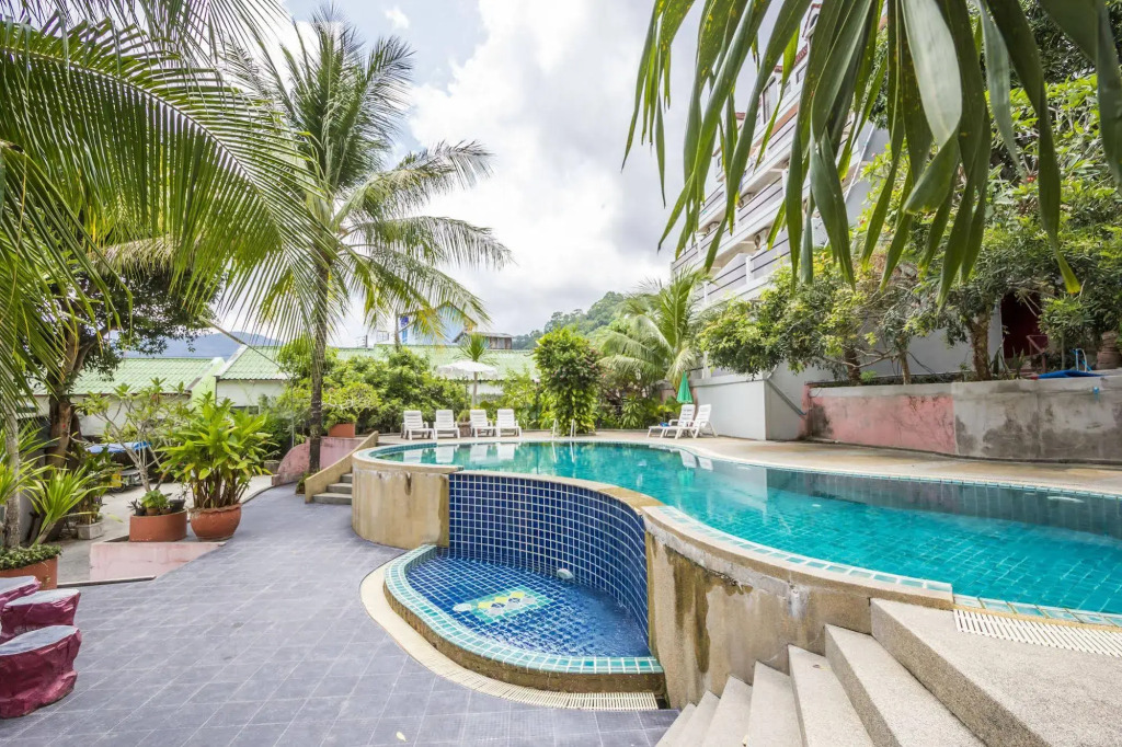 Baan Lukkan Hostel