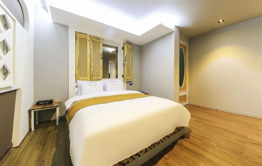 Nabi Hotel