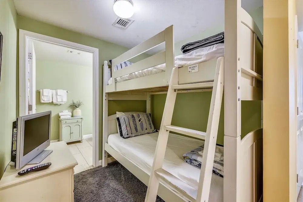 Shores Of Panama 821-2 Bd/3ba, Sleeps 8! Updated, No Carpet! Free Fun! 2 Bedroom Condo by RedAwning