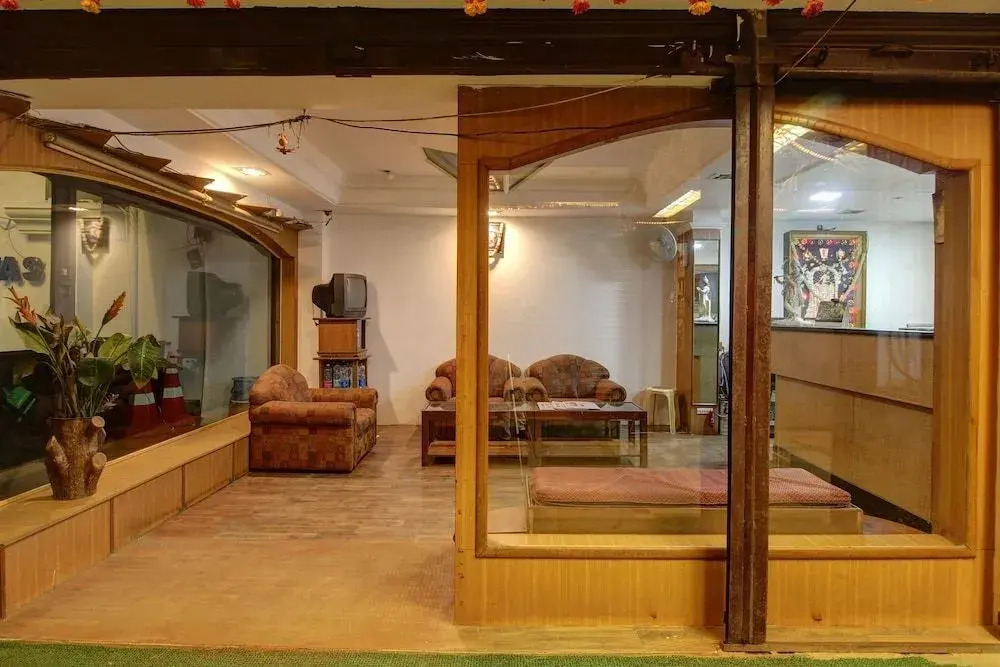 Hotel Surya Yatri Niwas by OYO Rooms
