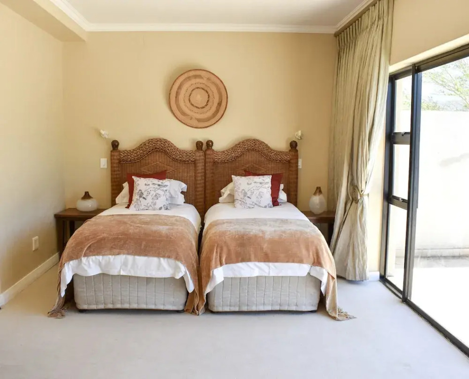 Pearl Golf Lodges