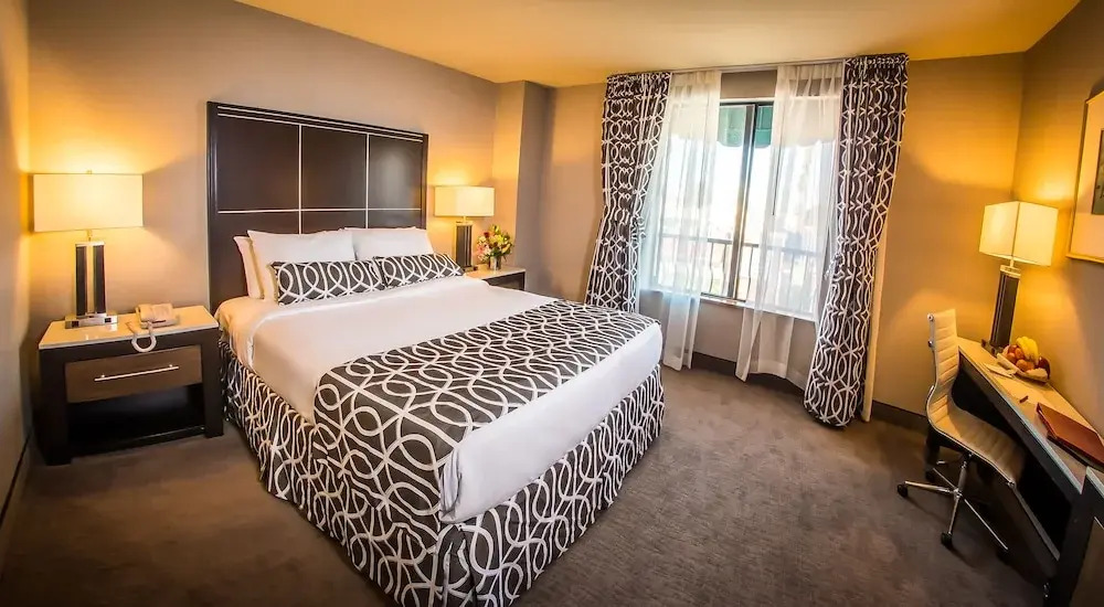 Olyver Hotel