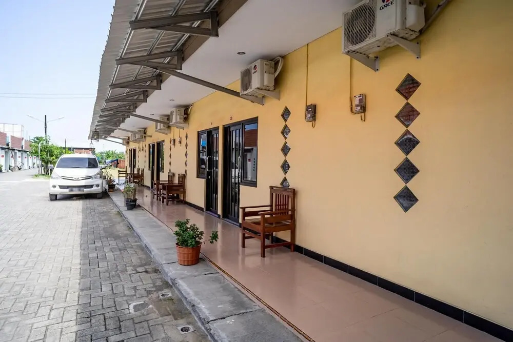Sitiinggil Guesthouse by RedDoorz