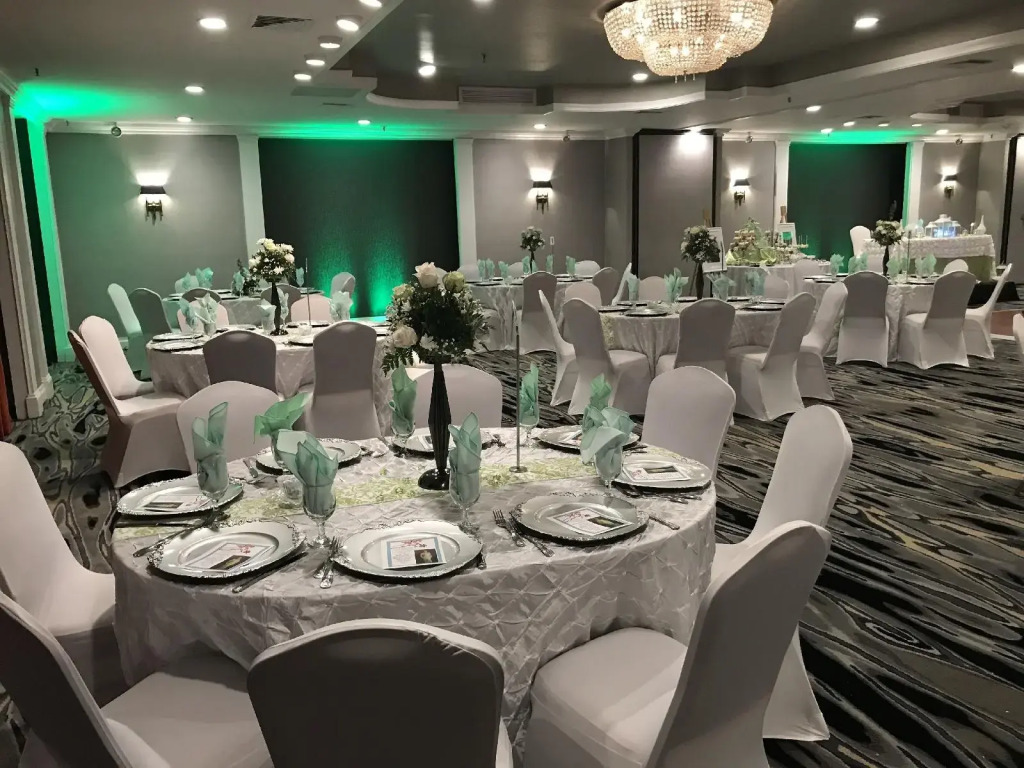 Adria Hotel and Conference Center