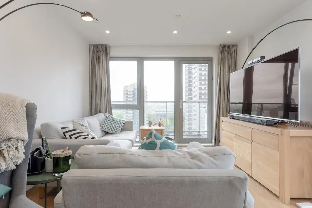 Modern 1 Bedroom Apartment With Stunning London Views