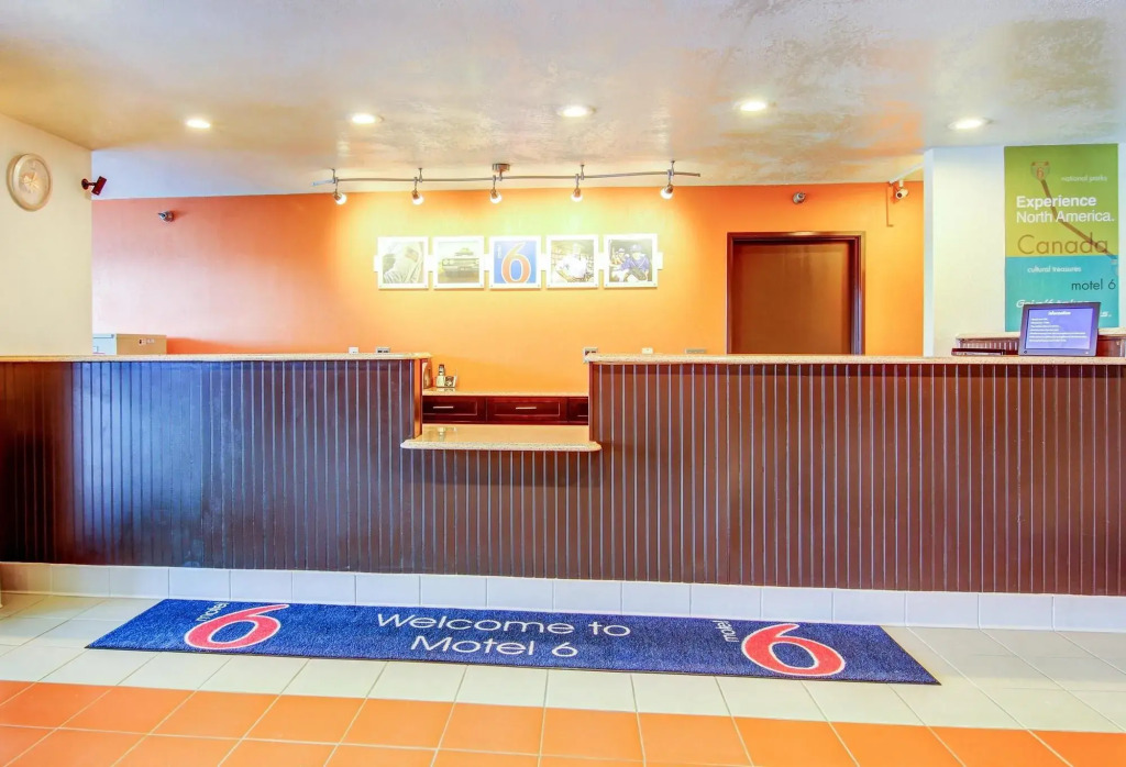 Motel 6-Columbia, MO - East