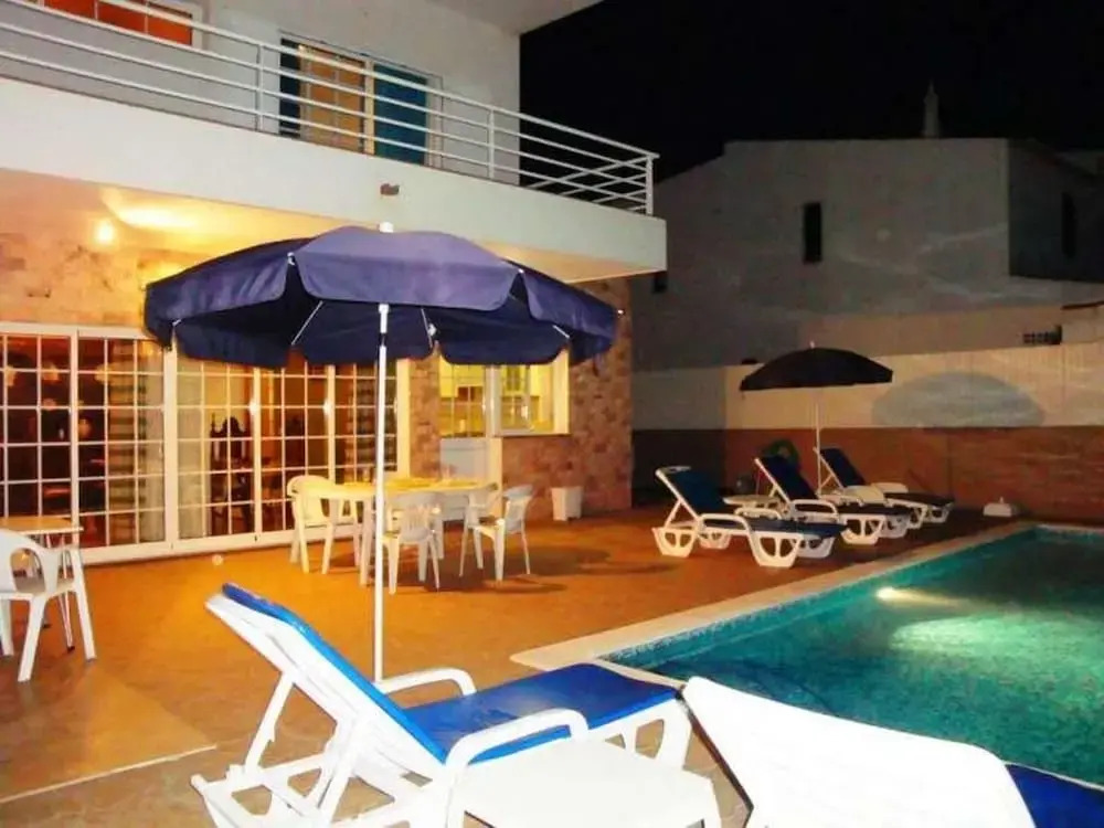 Villa - 4 Bedrooms with Pool - 101456