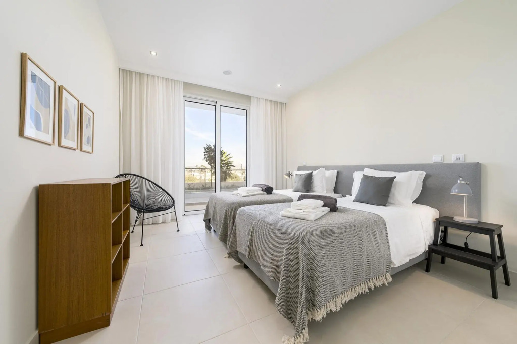 Luxury Lagos Apartment by Ideal Homes