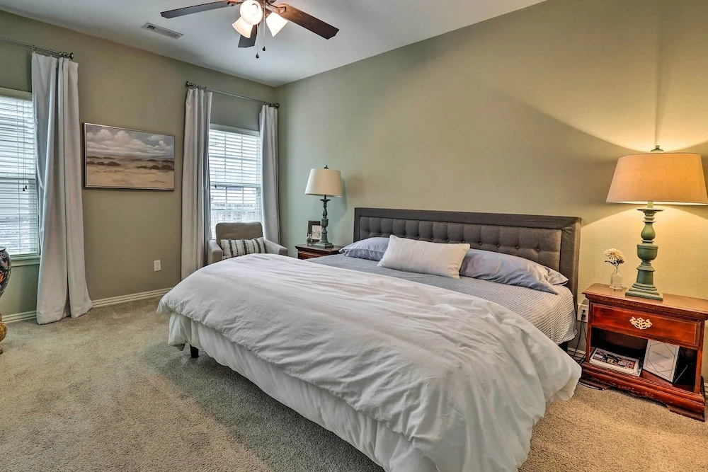 Fayetteville Home Near University of Arkansas