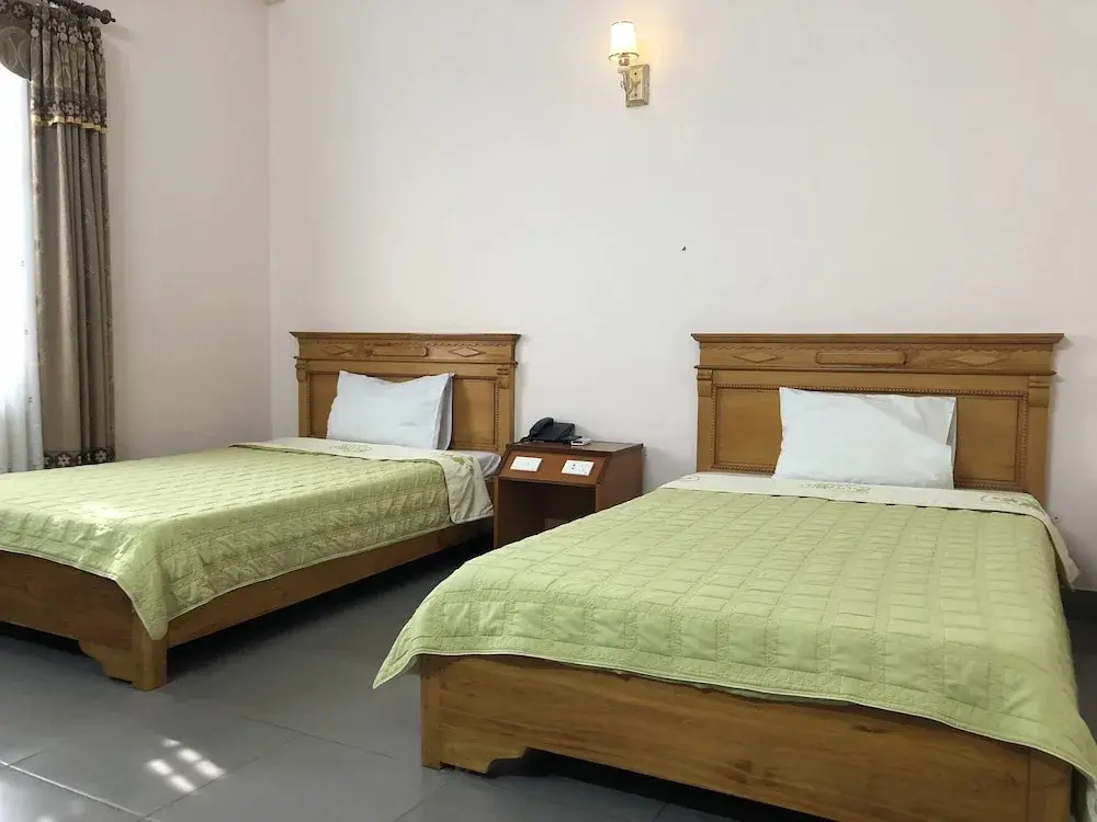 Thong Nhat 2 Hotel