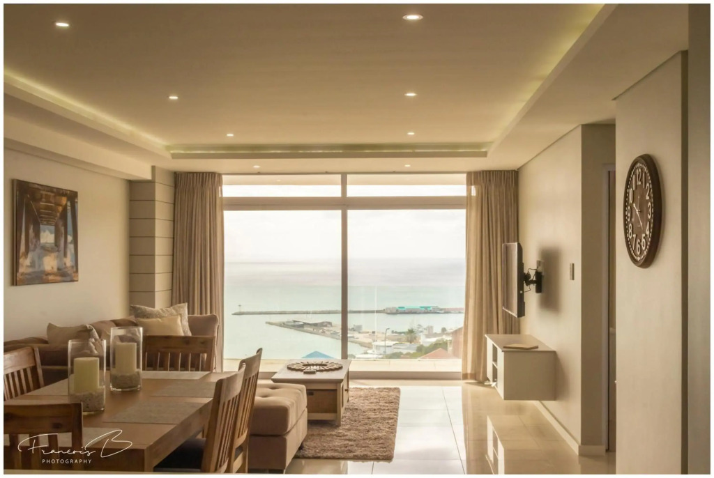 View @ The Bay Apartments