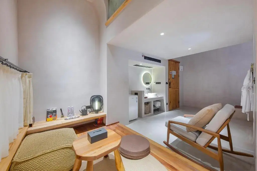 Nayun Xingkongsu Hotel
